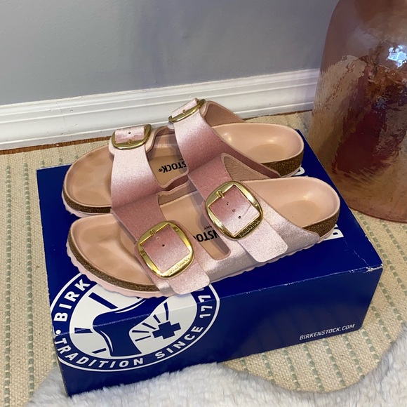 Birkenstock Pink Arizona Big Buckle Velvet Sandals - Picture 3 of 9